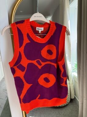 &merci Purple and Orange Patterned Sleeveless Knit Vest